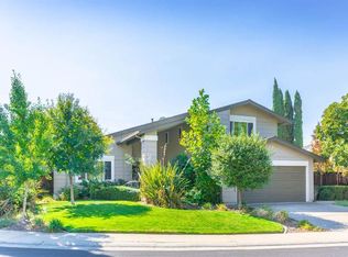 8962 Adobe Valley Ct, Elk Grove, CA 95624