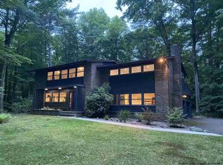 26 Holiday Dr, Hurley, NY 12498