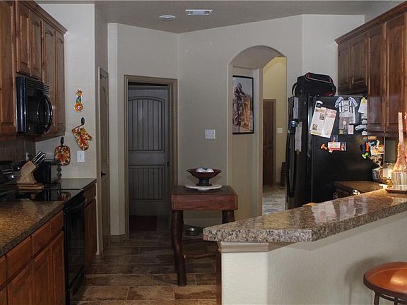 4th image of 1320 Doe Meadow Dr