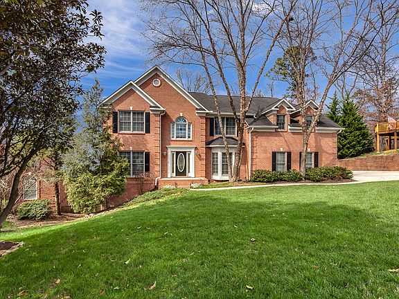2nd image of 10317 Castlebridge Ct