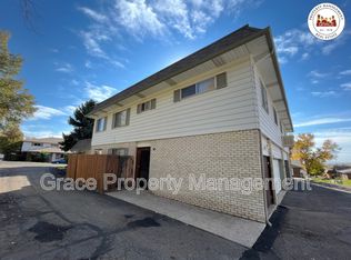 9867 Orangewood Dr, Thornton, CO 80260