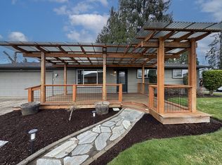 2409 Ranch Dr, Springfield, OR 97477