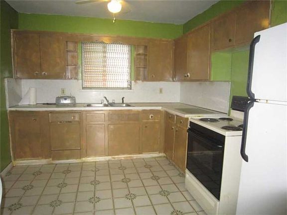 5th image of 2335 NW 162nd St