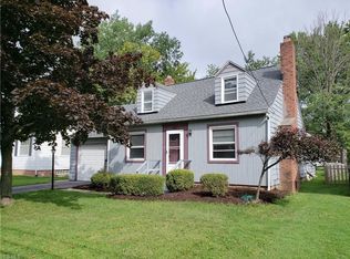 5375 Summit Rd, Lyndhurst, OH 44124