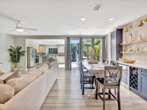 4th image of 1717 S Ocean Boulevard #4