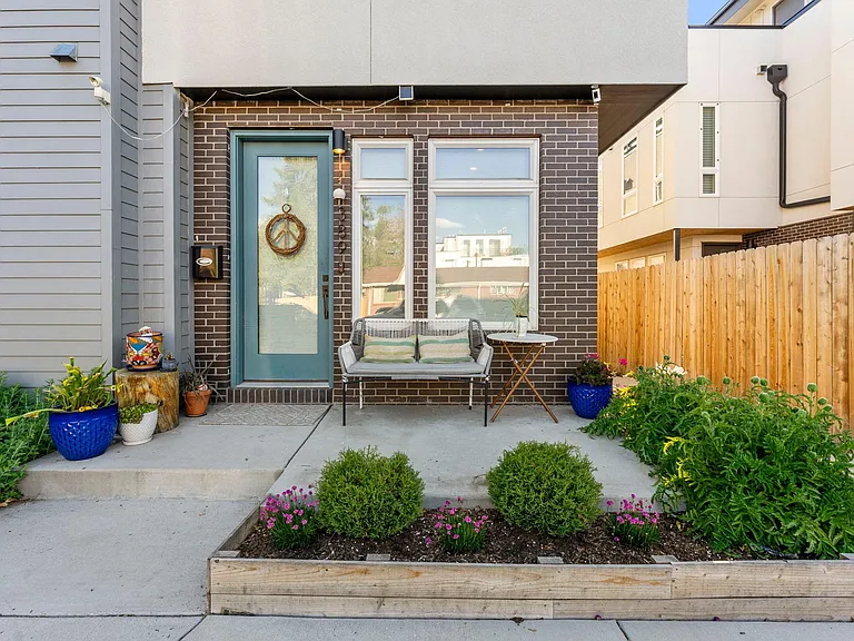 1389 N Xavier St — Photo 3