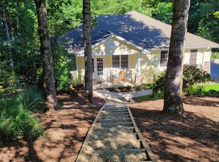 113 Chancery Ct, Flat Rock, NC 28731