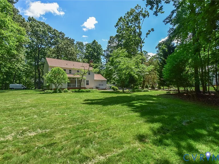 13921 Whitechapel Rd — Photo 36