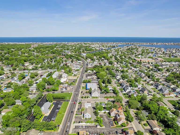 2202 Beach Blvd — Photo 28