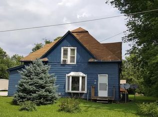 219 B Ave, Vinton, IA 52349