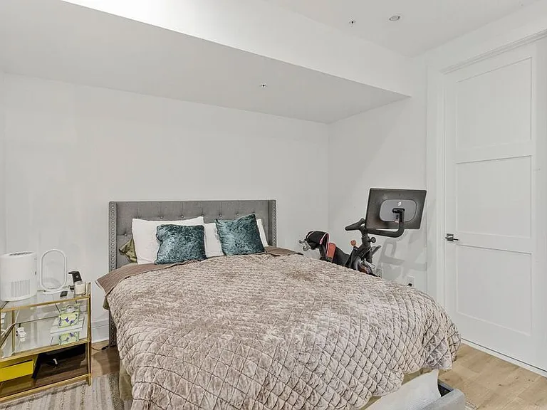 820 Kennedy St NW #2 — Photo 16