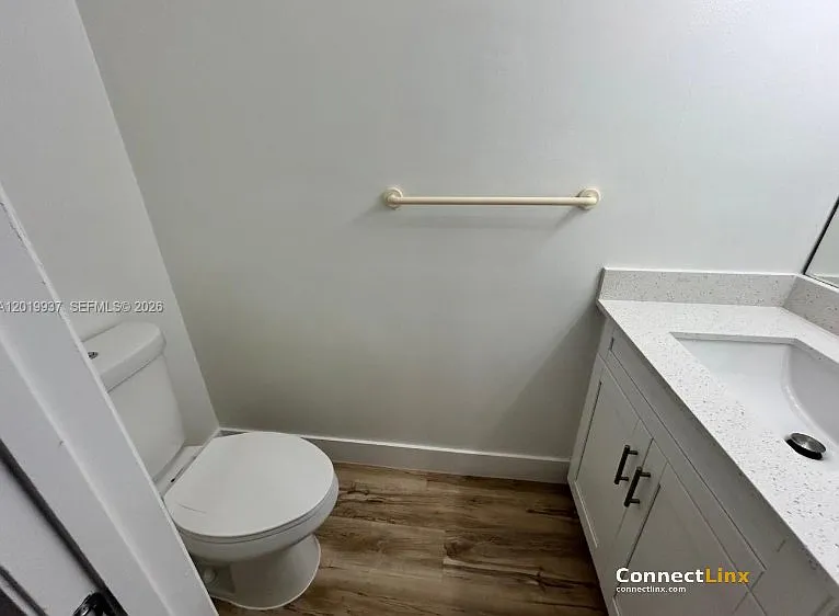 1325 NW 124th Ave — Photo 3