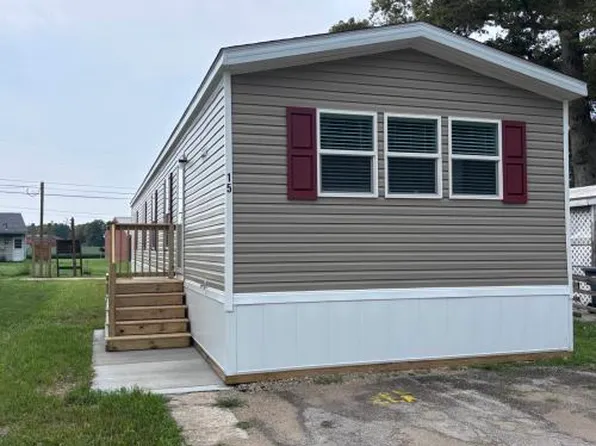 27 Crestwood Dr #15, Middletown, IN 47356