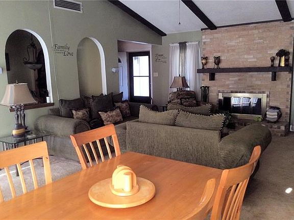 3rd image of 4913 Collingwood Dr