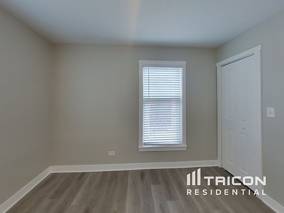 5th image of 4002 Raymond Ave