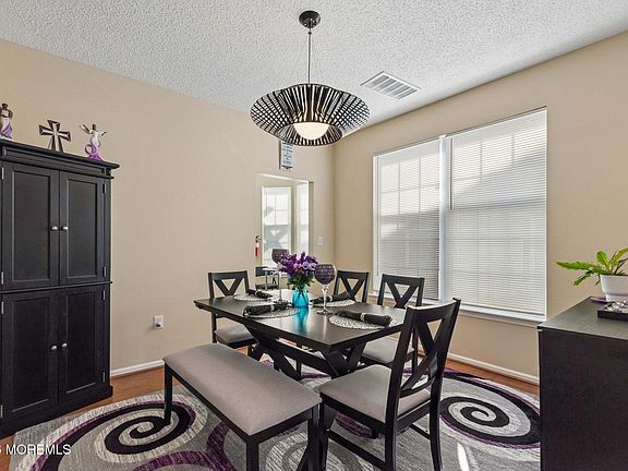 4th image of 88 Austin Street #330