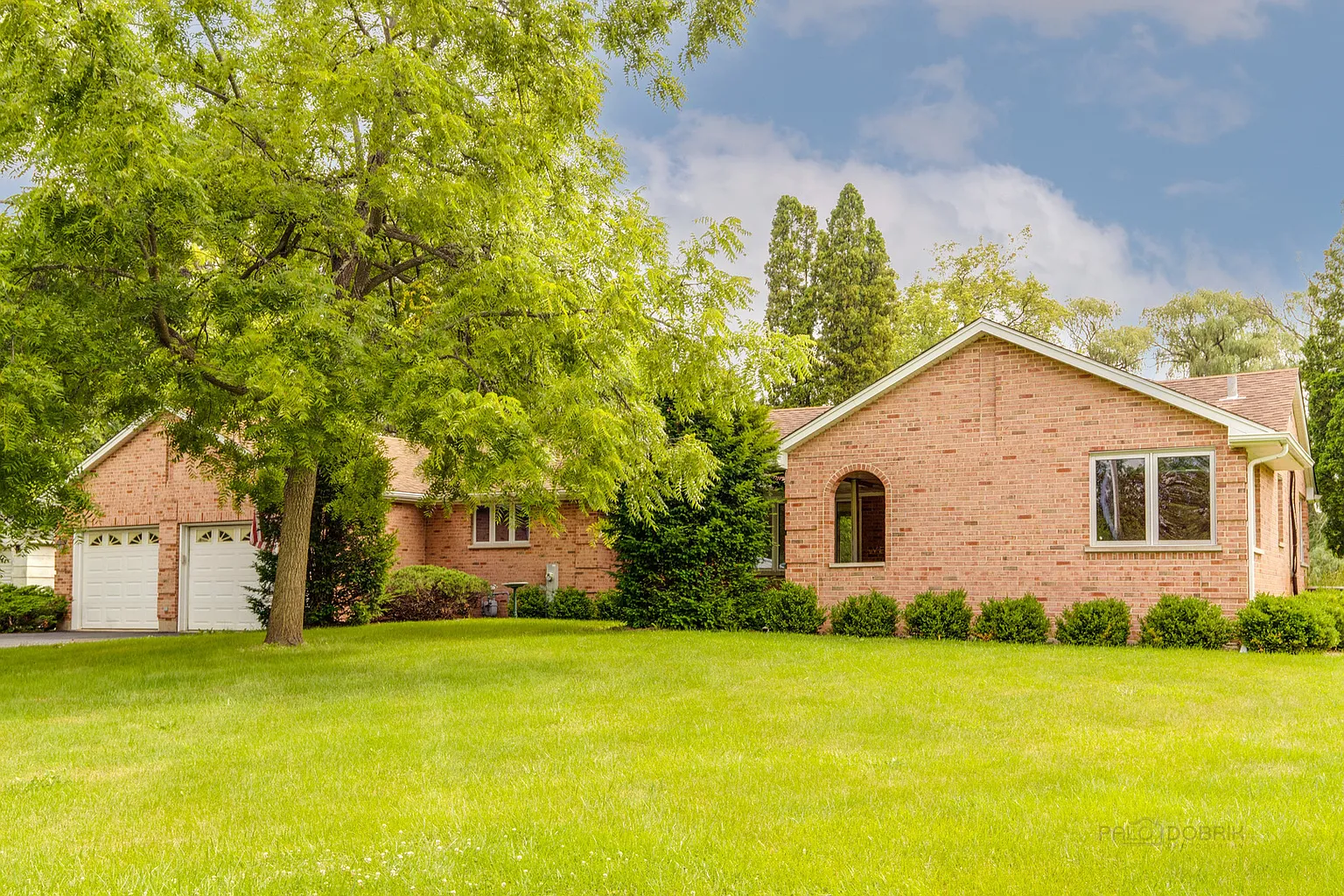 1350 Benson Ln photo 1