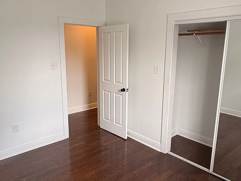 1233 Poland Ave — Photo 10