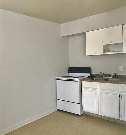 3rd image of 1426 S Cicero Ave APT 205