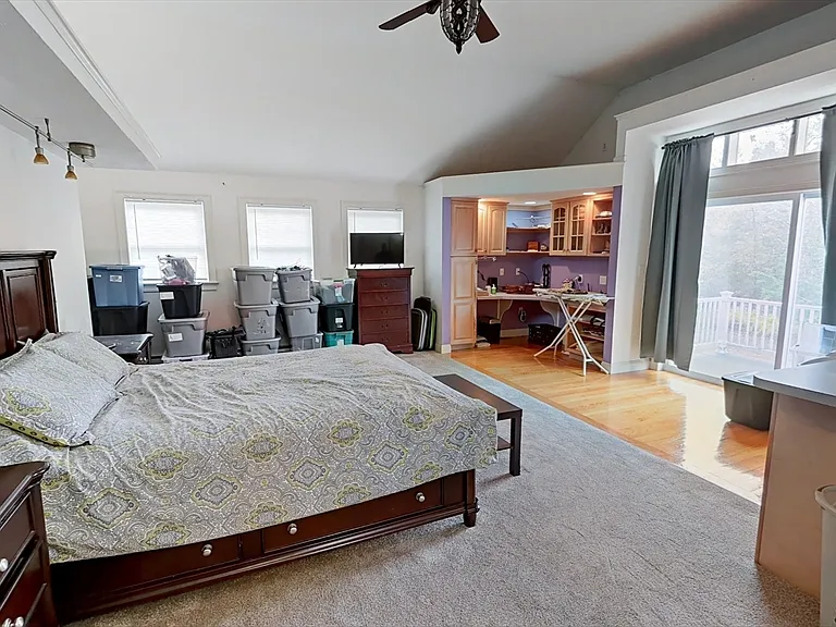 32 Acton Rd — Photo 15