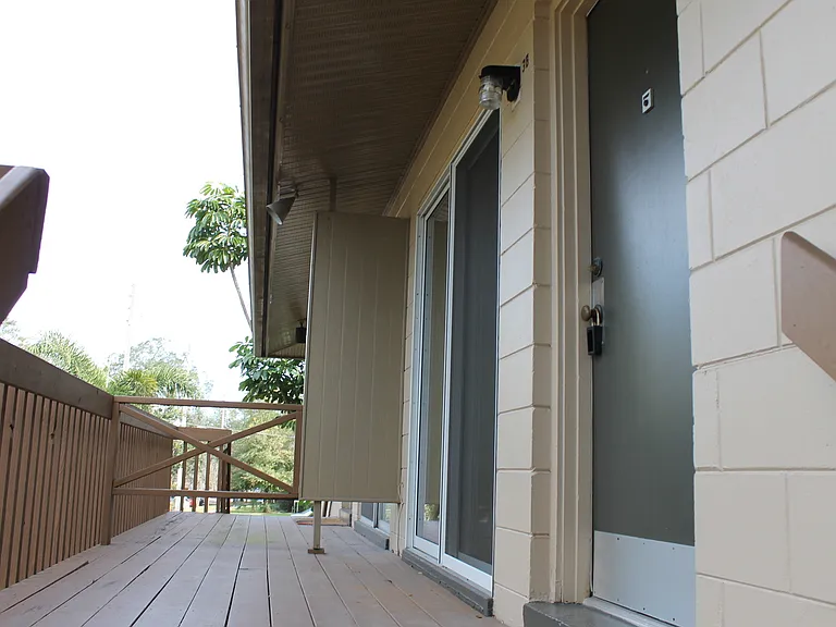 138 W America St #38 — Photo 2