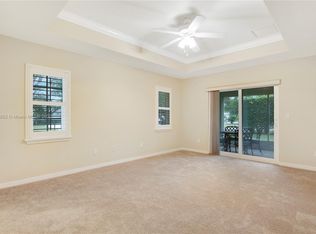 18260 SE Wooden Bridge Ln, Jupiter, FL 33469