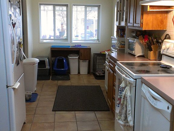 Kitchen and view of nook