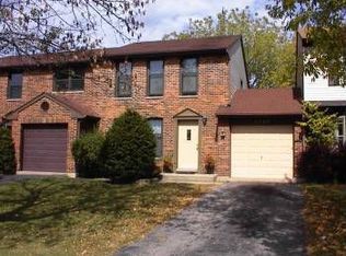 1345 Big Horn Trl, Carol Stream, IL 60188