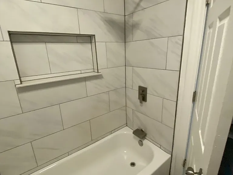 7151 S Green St #1 — Photo 6