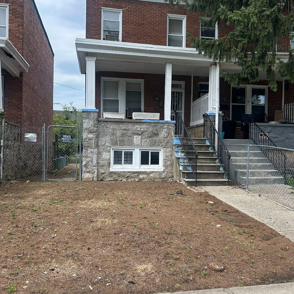 3 bed, 1.0 bath, 1288 sqft, $1,430 — Photo 1