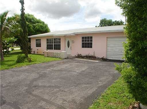 1st image of 2790 NW 36th Ave