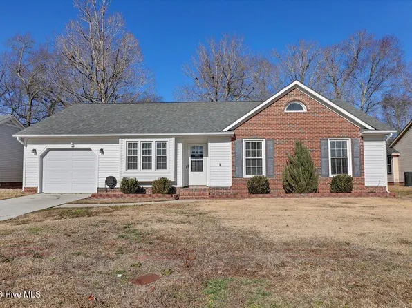 161 Raintree Circle, Jacksonville, NC 28540