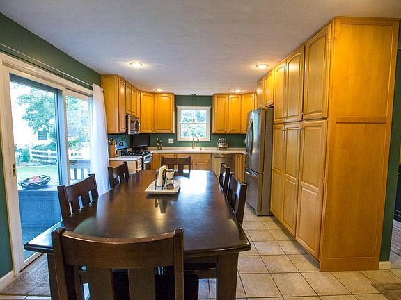 4th image of 5377 Thistledown Dr