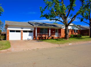 605 Ridgecrest Rd, Edmond, OK 73013