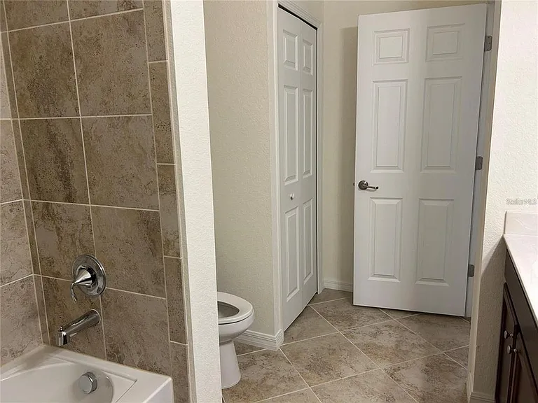 20314 Lagente Cir — Photo 23