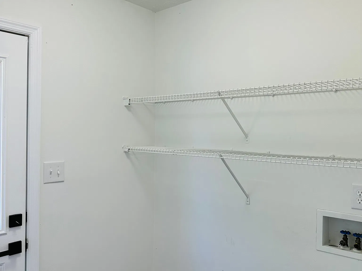 3 bed, 2.0 bath, 1243 sqft, $1,600 — Photo 4