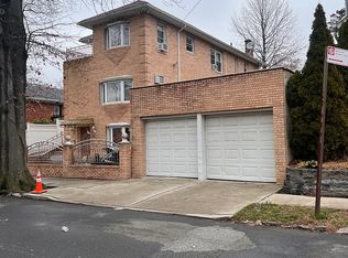 8115 138th St, Jamaica, NY 11435