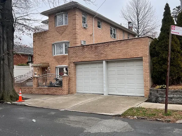 8115 138th St, Jamaica, NY 11435