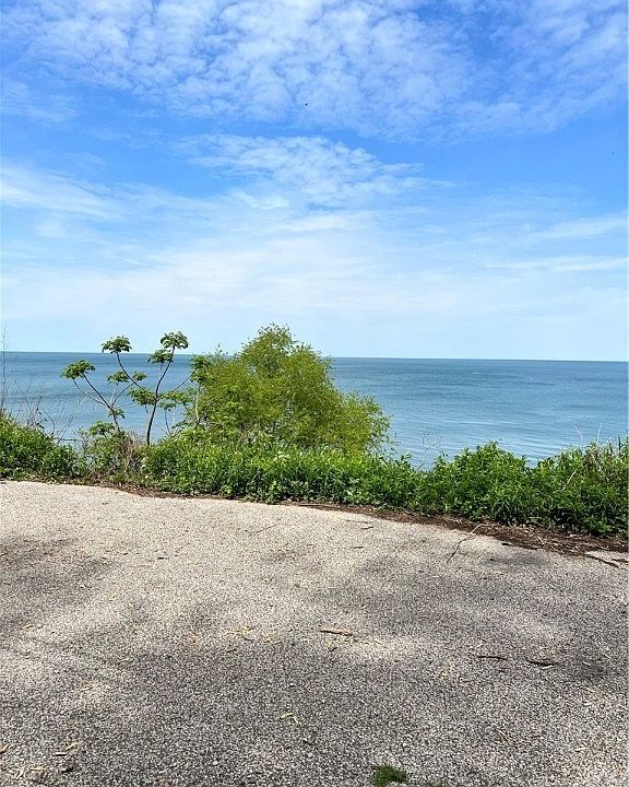 27 Burrington Hts, Conneaut, OH 44030 Zillow