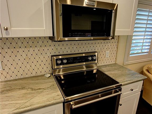 5th image of 1130 Canterford Cir