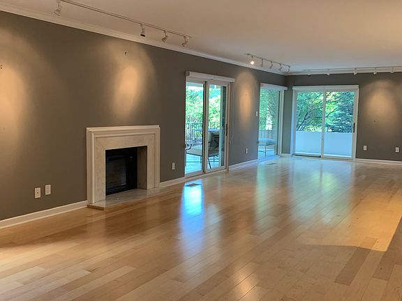 Living Room with outdoor view