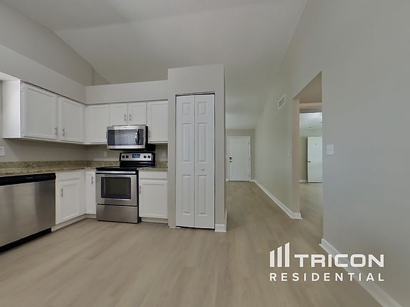 5th image of 5135 E Evergreen St Unit 1271