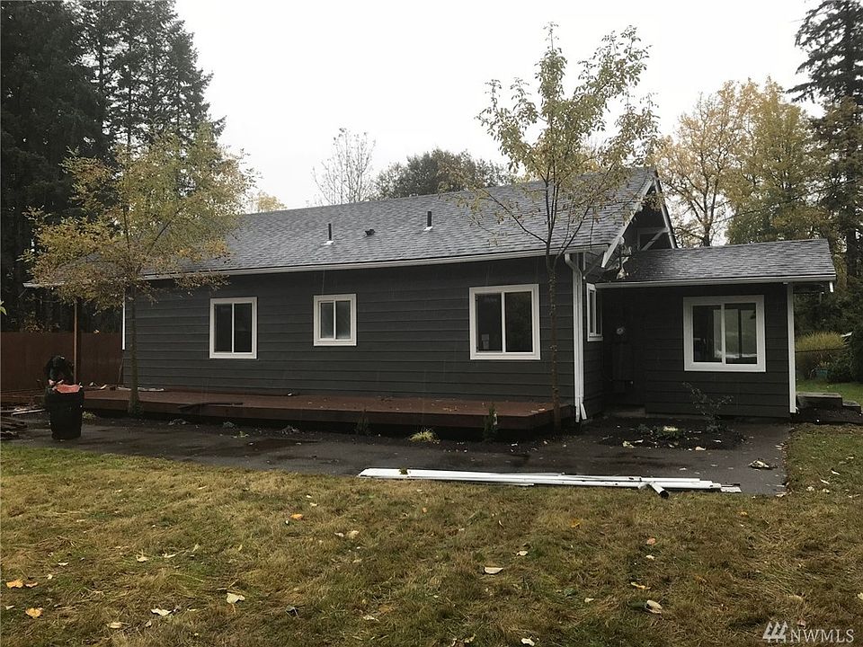 1st image of 10617 Aqueduct Dr E
