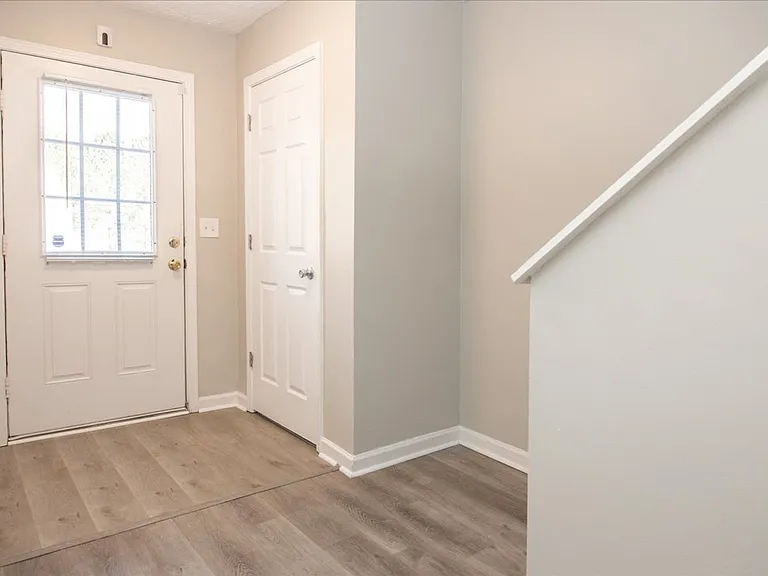 3906 Waldrop Ln — Photo 3