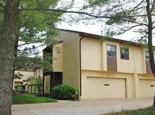 971 Hampton Ridge Dr, Akron, OH 44313