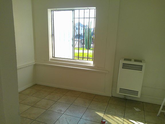 3rd image of 3119 Baldwin St #3119
