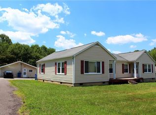 1430 Park Dr, Mount Airy, NC 27030