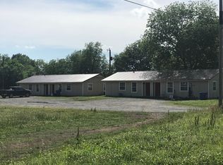 1000 Lehigh Ave APT 3, Hartshorne, OK 74547