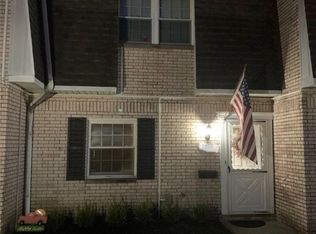 3714 Addington Ct, Fairview Park, OH 44126