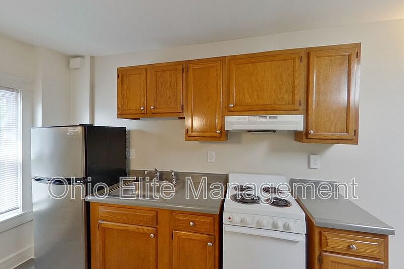 1st image of 331C Chittenden Ave